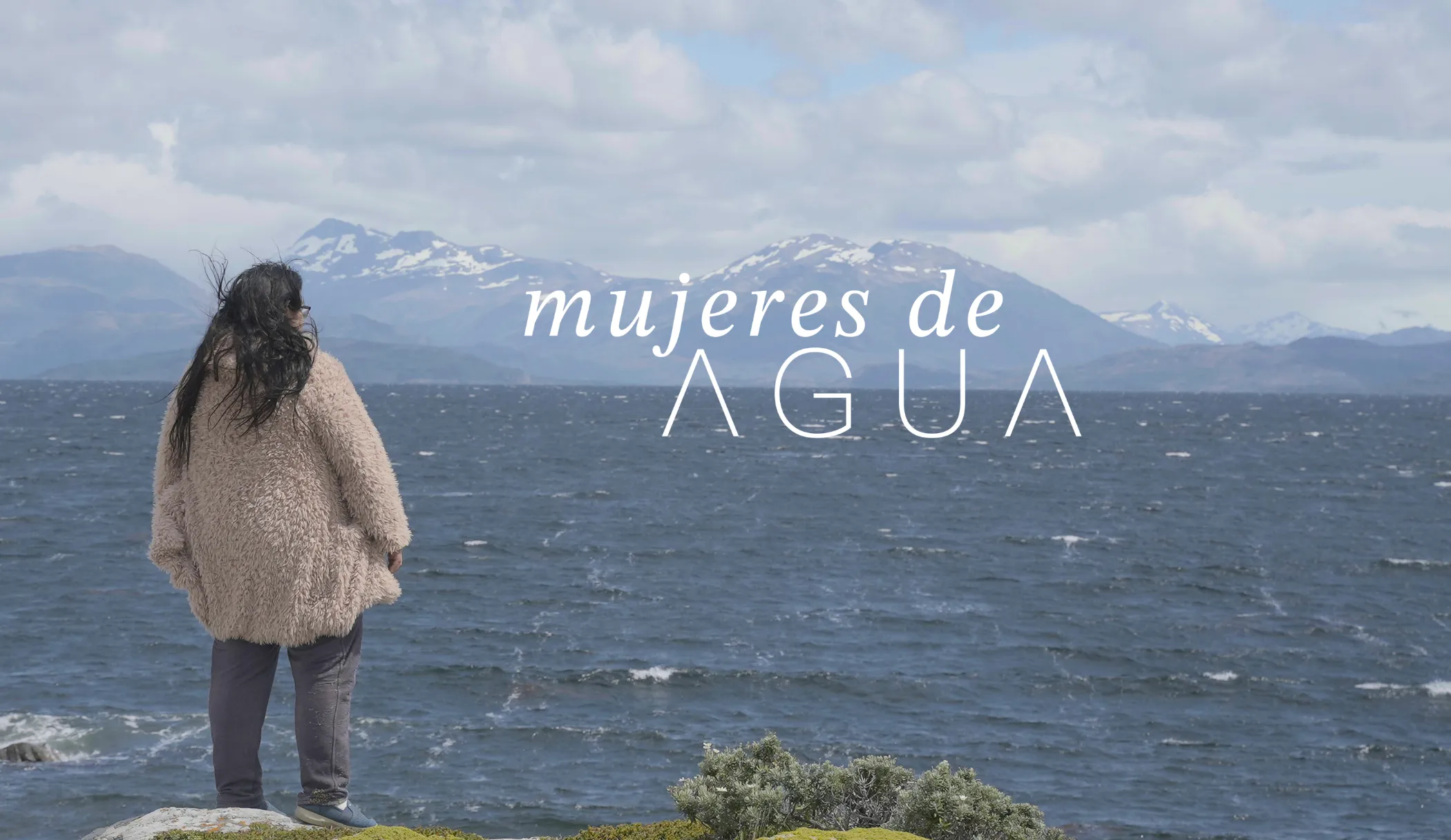 Conoce las voces detrás de la serie documental "Mujeres de agua"